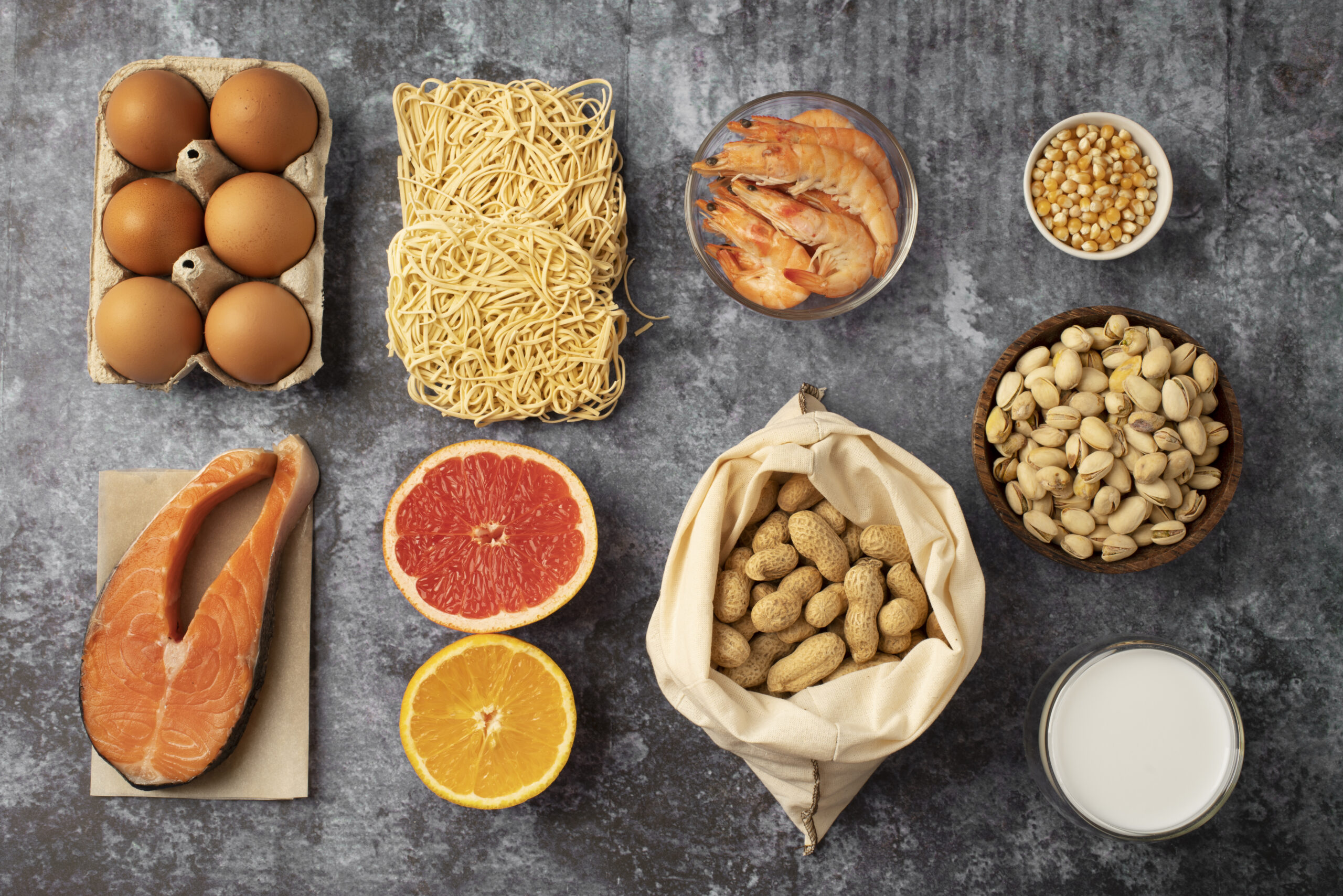 Alimentos que ayudan al crecimiento del cabello. alergenos alimentarios comunes para las personas.